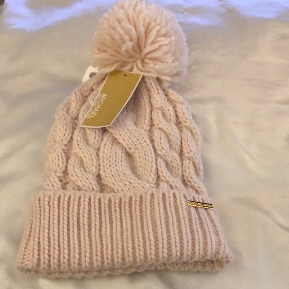 Michael Kors Soft Blush Pink Cable Knit Cuffed Beanie Hat Pink Pom Pom OS NWT - Picture 12 of 14